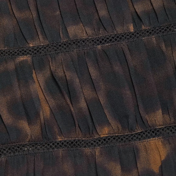 NWT Rails Filomena ruffle sleeveless blouse in Umber Leopard - Picture 8 of 10